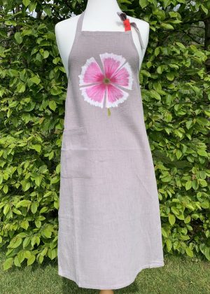 Alternative view of Linen Apron - pink sweet william